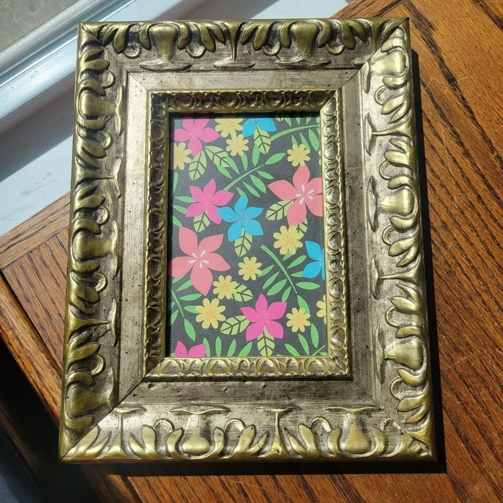 Unbranded this ornate